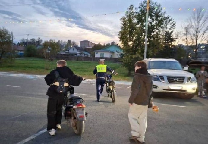 Подростки в Приморье не смогут покупать бензин до своего 16-летия