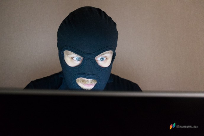 Школьников предупредили о мошенниках из сервисов знакомств