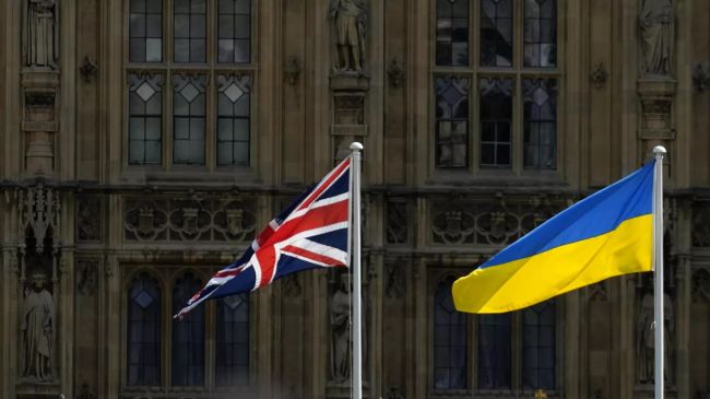 Guardian: Великобритания продолжит передавать Украине разведданные