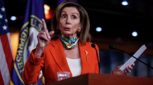 Навластвоваться всласть: 85-летняя Пелоси хочет уйти из политики «после победы»