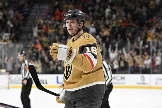 Дорофеев стал лидером снайперской гонки НХЛ после дубля в матче с "Каролиной" Дорофеев стал лидером снайперской гонки НХЛ после дубля в матче с "Каролиной"