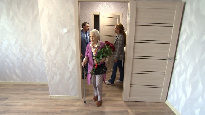 Ветеран Великой Отечественной войны получила новую квартиру в Колпинском районе