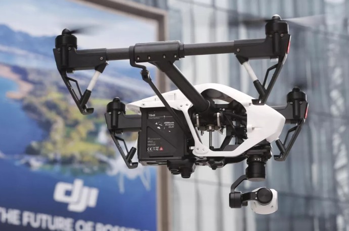 Глава МВД Германии сообщил о росте угрозы на севере страны из-за роя беспилотников