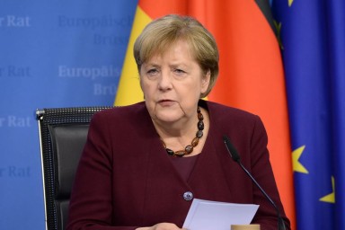 Меркель пытается возложить вину за срыв переговоров по Украине на Прибалтику