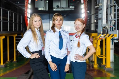 Женщины-машинисты два года перевозят пассажиров Некрасовской линии Московского метрополитена