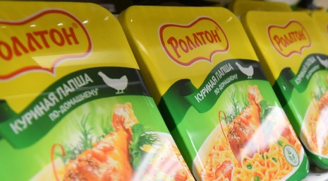 Московский кондитер угостил посетителей десертом из «Роллтона»