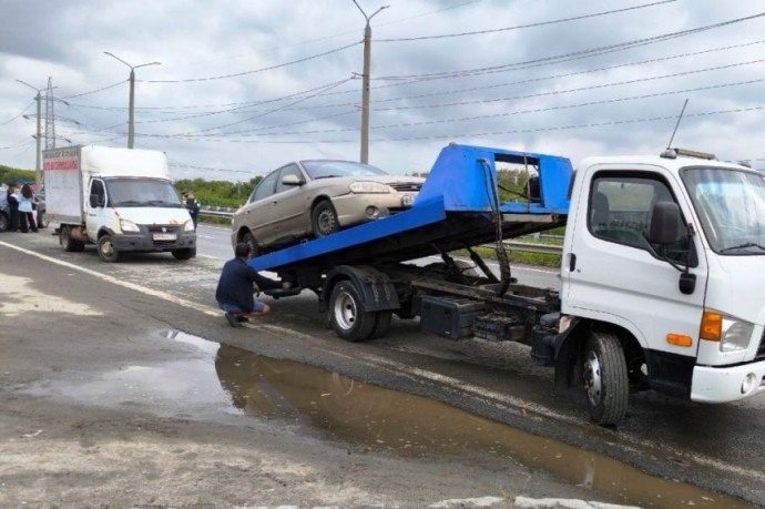 На Южном Урале арестовали 38 автомобилей На Южном Урале арестовали 38 автомобилей