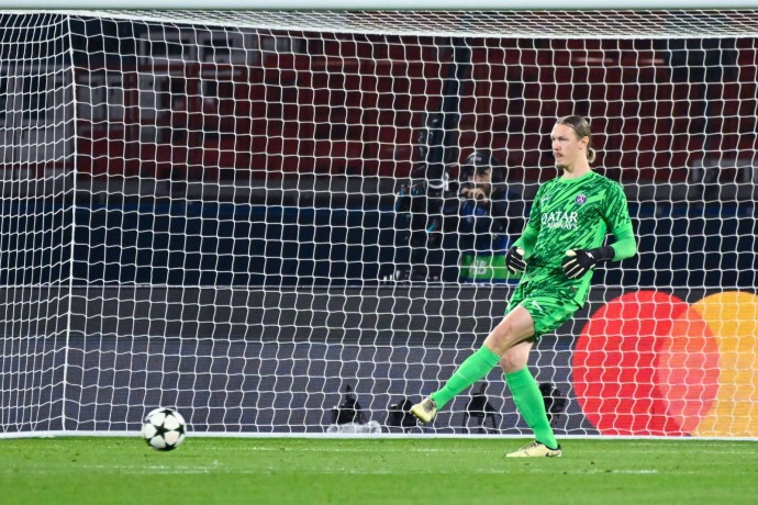 Матвей Сафонов назвал самого сильного тренера, с которым работал