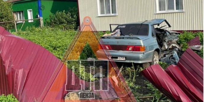 Ранены двое мужчин и женщина: в ГАИ рассказали подробности аварии в Беково