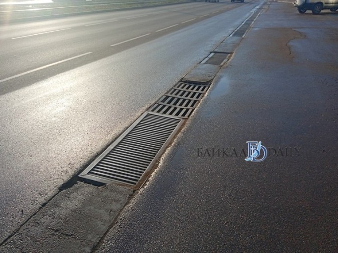 Жители Улан-Удэ возмутились видом ливнёвки в центре города