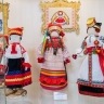 Амурчан приглашают посмотреть на кукол в народных костюмах