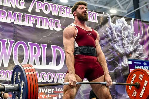Открытый Кубок Мира по пауэрлифтингу собрал спортсменов из шести стран в Благовещенске