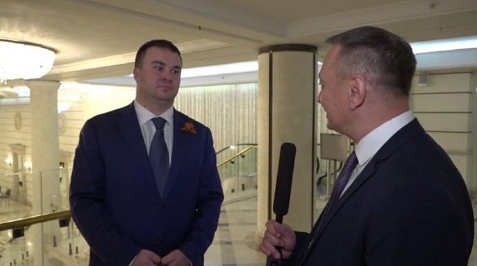 Виталий Хоценко поздравил Башоперу с премьерой в Большом театре России