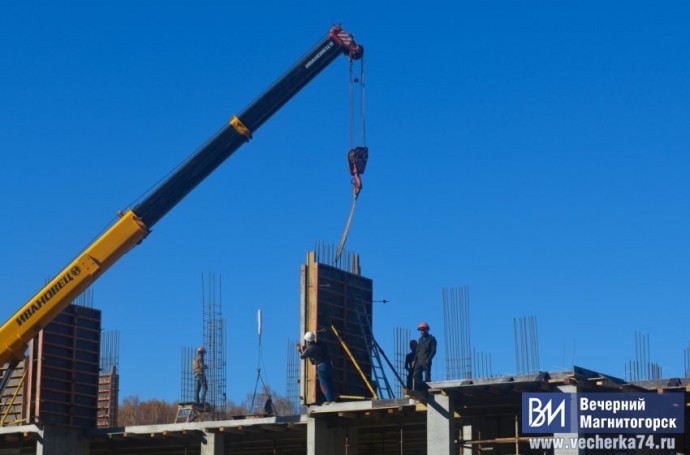 В Магнитогорске средняя зарплата за год выросла почти на четверть