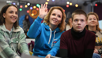 При содействии Львовой-Беловой 2,5 тыс подростков устроились на работу
