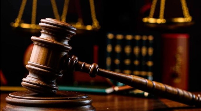 Белгородка выплатит 1,5 млн рублей компенсации мужчине, жену которого она убила