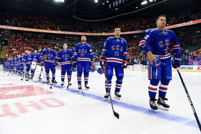 Ларионова уберут в ближайшее время. Так беспомощно Питер не выглядел даже при Ротенберге