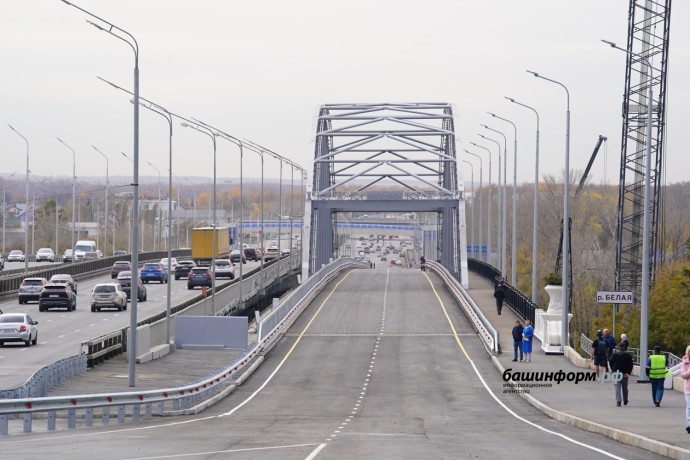 В Уфе частично перекроют арочный мост через Белую В Уфе частично перекроют арочный мост через Белую
