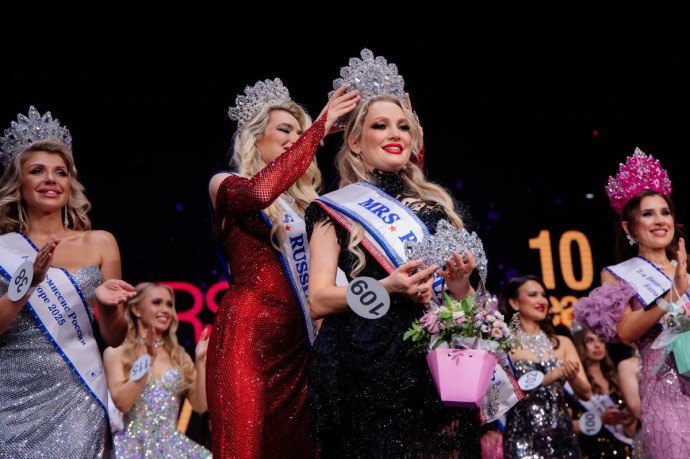 Россиянка покорила мир: Алина Денисова стала «Женщиной Вселенной-2025»