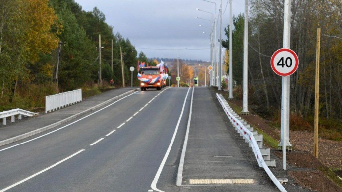 Путин в режиме телемоста открыл участок трассы, связывающей Ленобласть, Карелию и Вологодчину Путин в режиме телемоста открыл участок трассы, связывающей Ленобласть, Карелию и Вологодчину