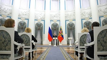 Путин поздравил работников культуры с профессиональным праздником