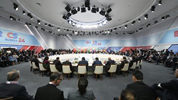 Роль БРИКС как многостороннего объединения растет на фоне политики США