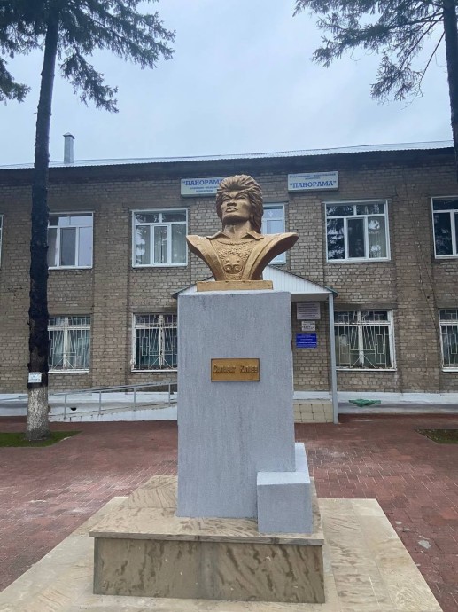 В Башкирии обновили памятник Салавату Юлаеву В Башкирии обновили памятник Салавату Юлаеву