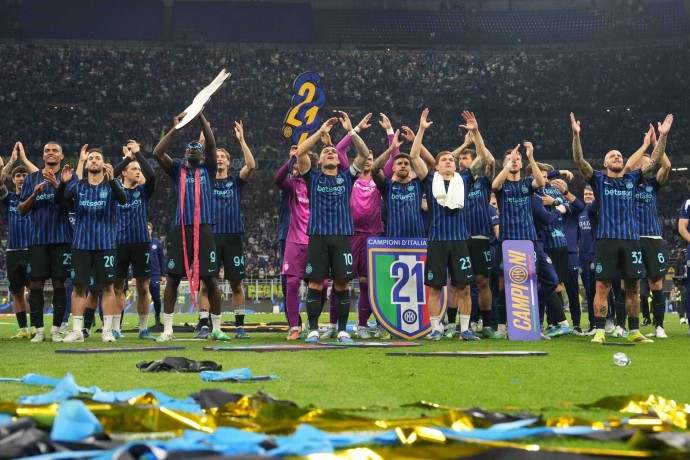 «Бавария» собирается приобрести защитника «Интера» за 40 миллионов евро «Бавария» собирается приобрести защитника «Интера» за 40 миллионов евро