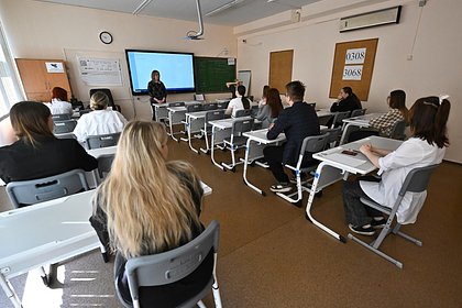 В России призвали ввести мораторий на изменения в системе образования В России призвали ввести мораторий на изменения в системе образования