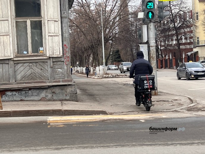В Уфе курьеру-мошеннику предстоит отсидеть более 3 лет в колонии
