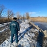 В регионах начались превентивные мероприятия по ослаблению прочности льда перед весенним половодьем