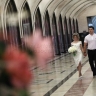 Фотовыставка о свадебных церемониях на станции «Маяковская» открылась в метро