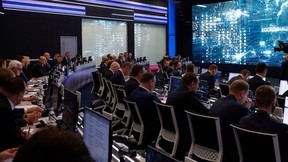 Михаил Мишустин провёл стратегическую сессию об инвестиционном климате и Национальной модели целевых условий ведения бизнеса