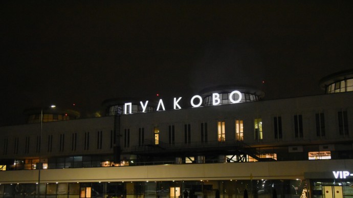 Аэропорт Пулково переходит на зимний тариф парковки