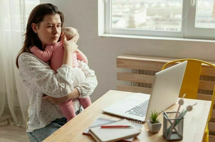 Мамам в декрете помогут быстрее найти работу
