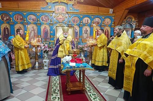 Икона Гидлянской Богородицы продолжает паломничество по Амурской области Икона Гидлянской Богородицы продолжает паломничество по Амурской области