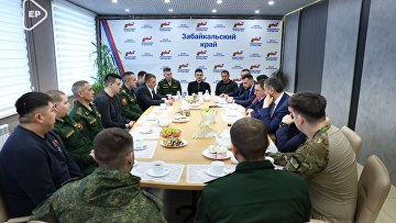 Якушев встретился с ветеранами СВО из Забайкальского края