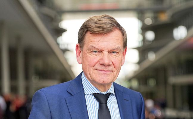 Берлин нанес удар в спину Киеву: Украина должна пойти на уступки России