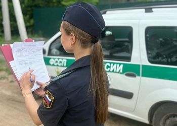 В Благовещенске владелец незаконного гаража убрал его, получив запрет выезда за границу