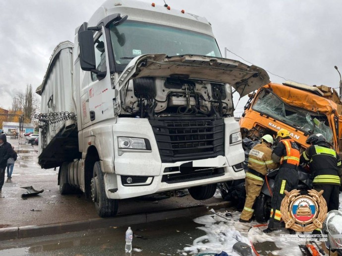 Массовая авария в Уфе: двое погибли