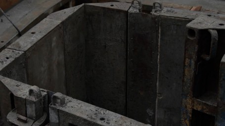 На Светлановской площади завершили важный этап строительства нового коллектора