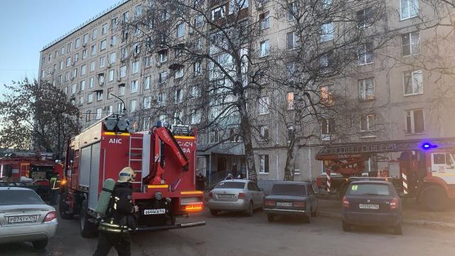 Семь человек спасены при пожаре в девятиэтажке на Ферина в Уфе Семь человек спасены при пожаре в девятиэтажке на Ферина в Уфе