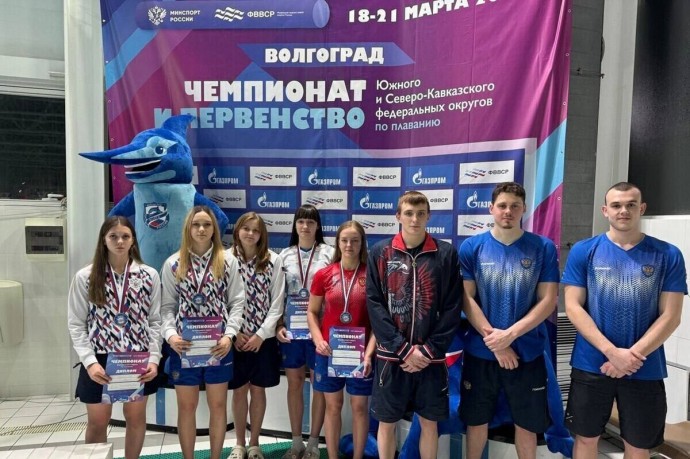 Четырнадцать медалей за три дня завоевали пловцы из ДНР на Чемпионате Южного и Северо-Кавказского федеральных округов