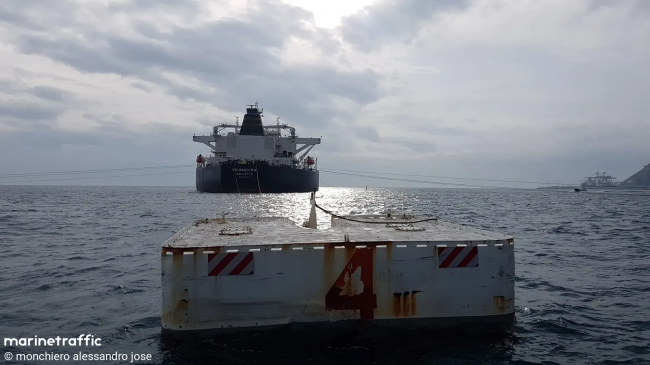 Пятая диверсия: Танкер, перевозивший российскую нефть, пытались подорвать у Ливии