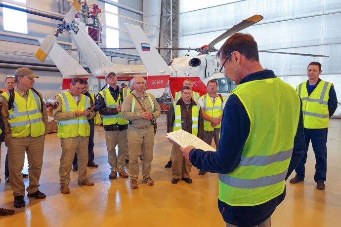 В любую погоду: как пилотов Московского авиационного центра готовят к работе зимой В любую погоду: как пилотов Московского авиационного центра готовят к работе зимой