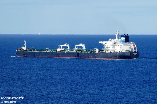 Лондон в бессильной злобе: танкеры с российской нефтью бороздят Ла-Манш