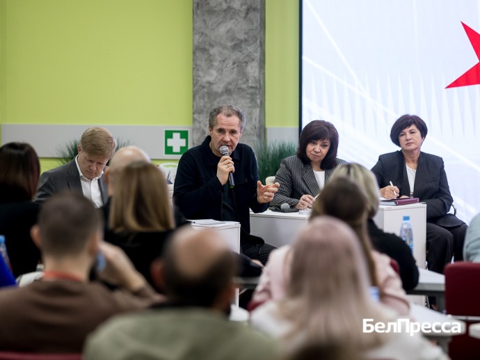 Белгородский губернатор встретился с участниками второго потока «Время СВОих героев»