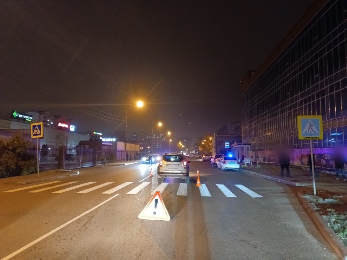 В Астрахани 15-летняя девочка оказалась под колесами иномарки