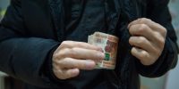Астраханского экс-полицейского будут судить за избиение задержанного