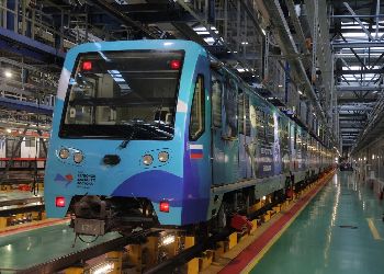 На линию московского метро вышел «Дальневосточный экспресс» На линию московского метро вышел «Дальневосточный экспресс»